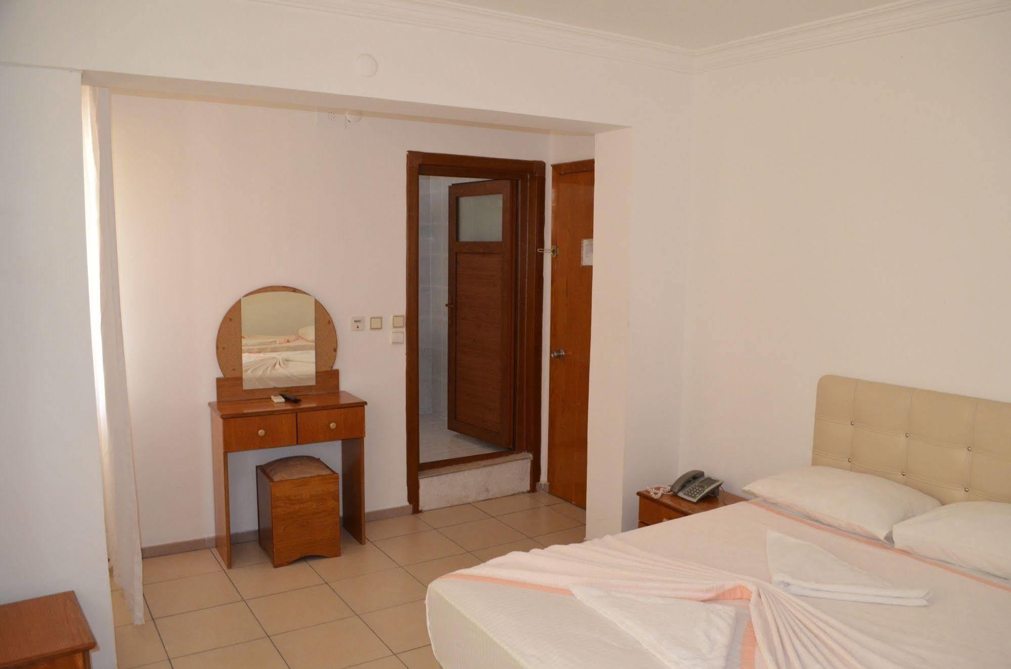 Hotel Prens Yildiz Ayvalı Buitenkant foto